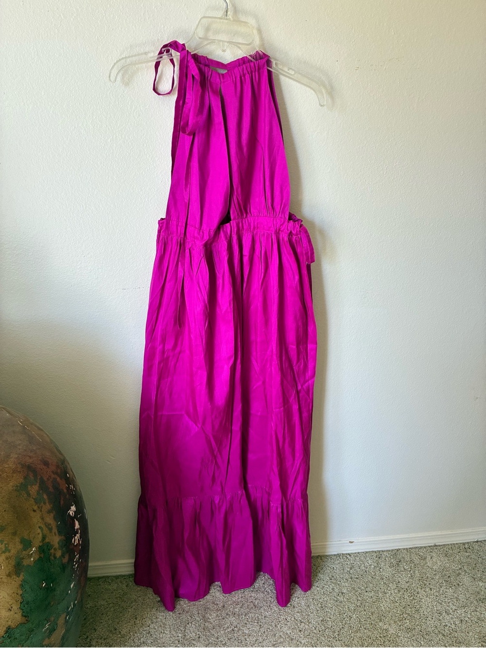 AMARIS Magenta Silk Halter Maxi Dress Ruffle Tiered Gown Size M Resortwear